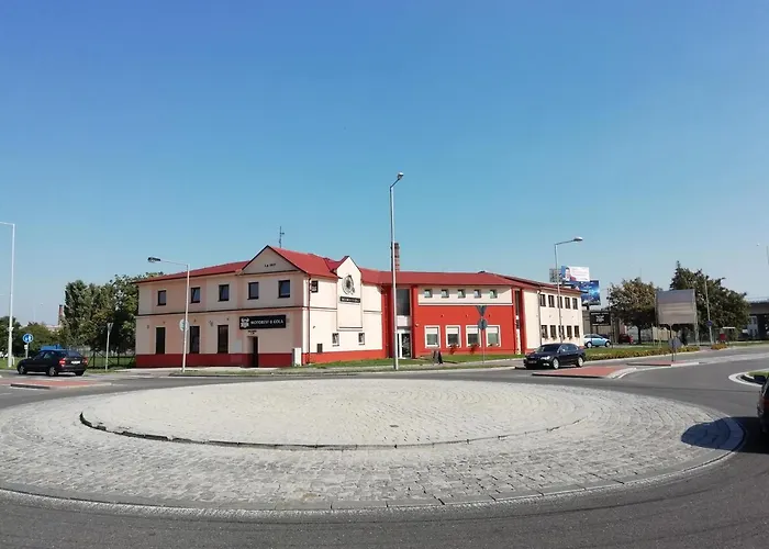 ゲストハウス Motorest U Kola Prostějov
