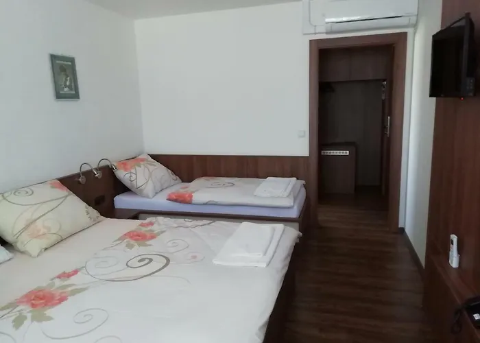 Motorest U Kola Casa de hóspedes Prostějov